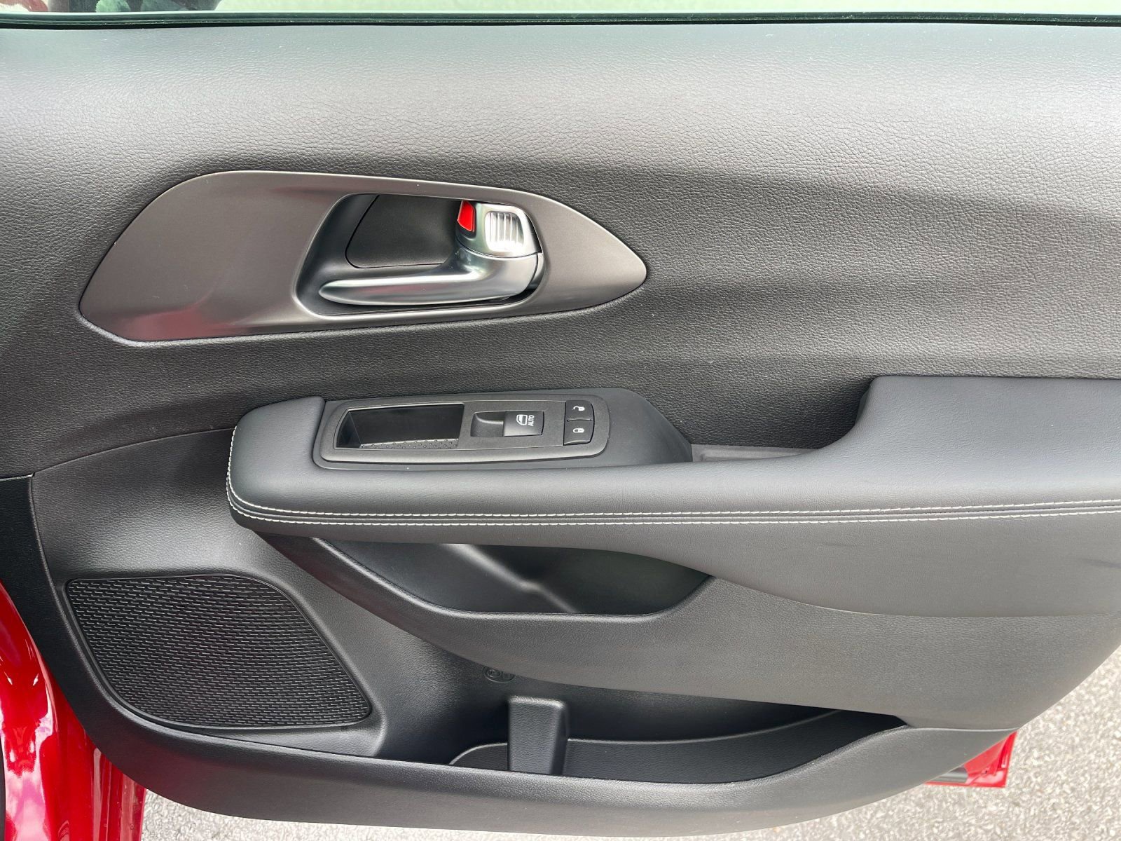 New 2026 Chrysler Pacifica Select image 19