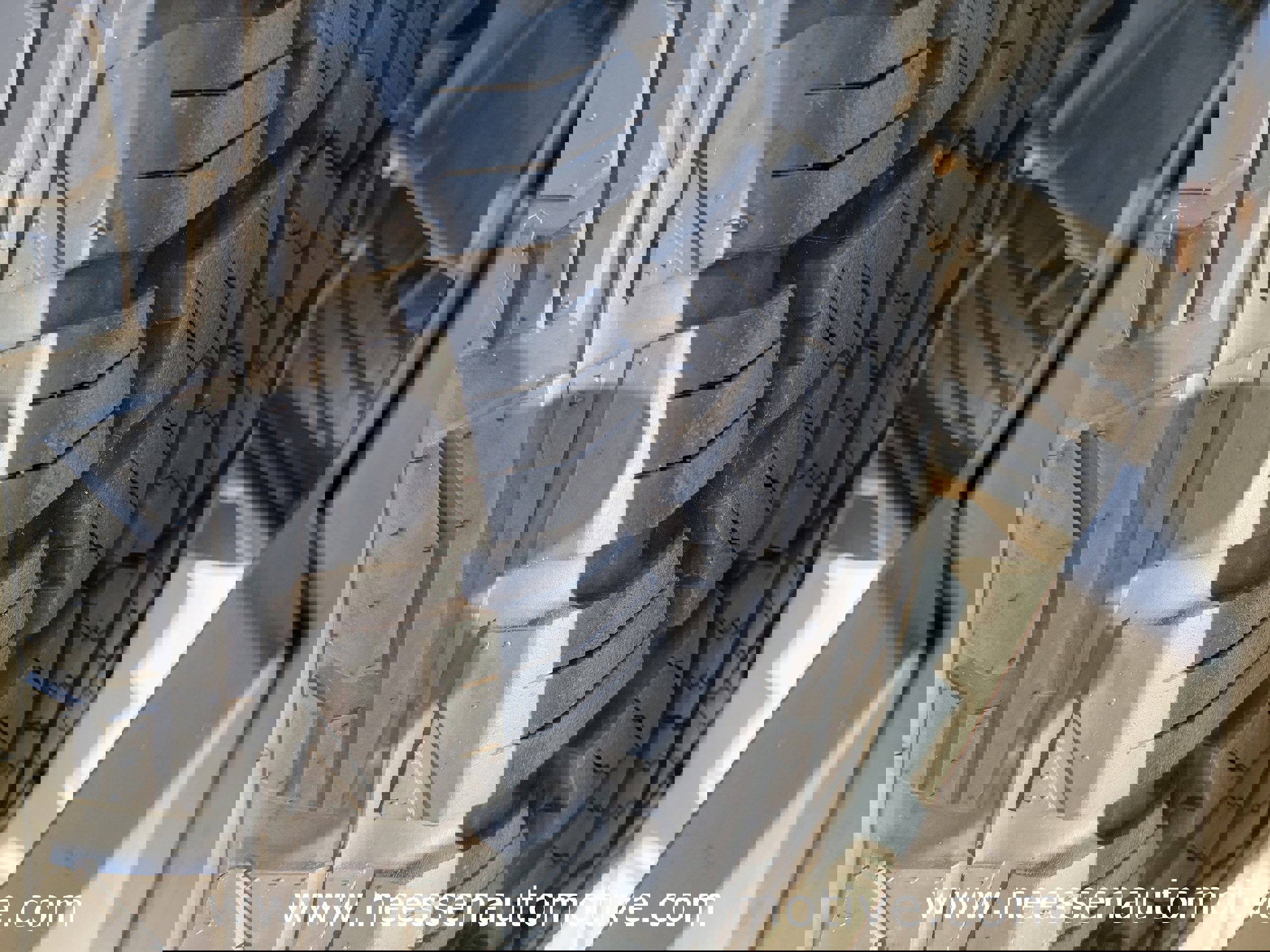 Used 2018 Toyota Tacoma TRD Off-Road w/ Technology Package image 95