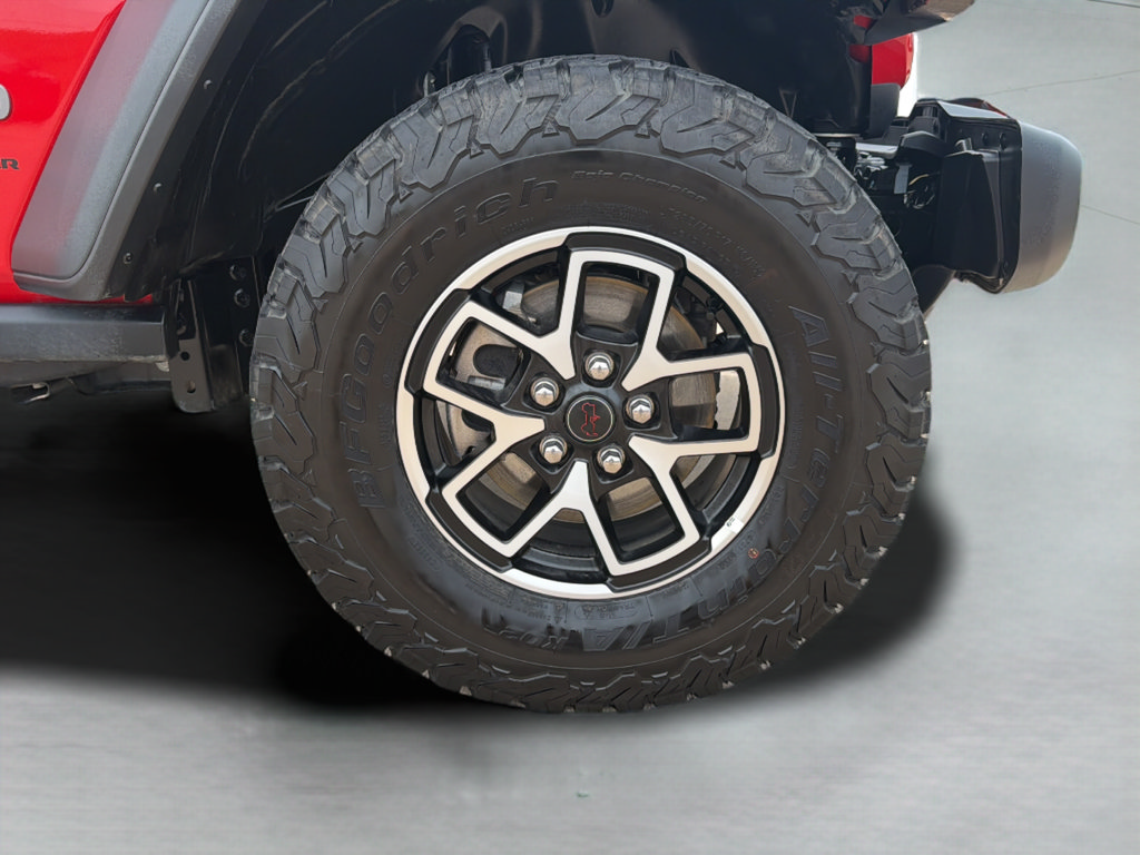 Used 2026 Jeep Wrangler Unlimited Rubicon AWD/4WD image 9