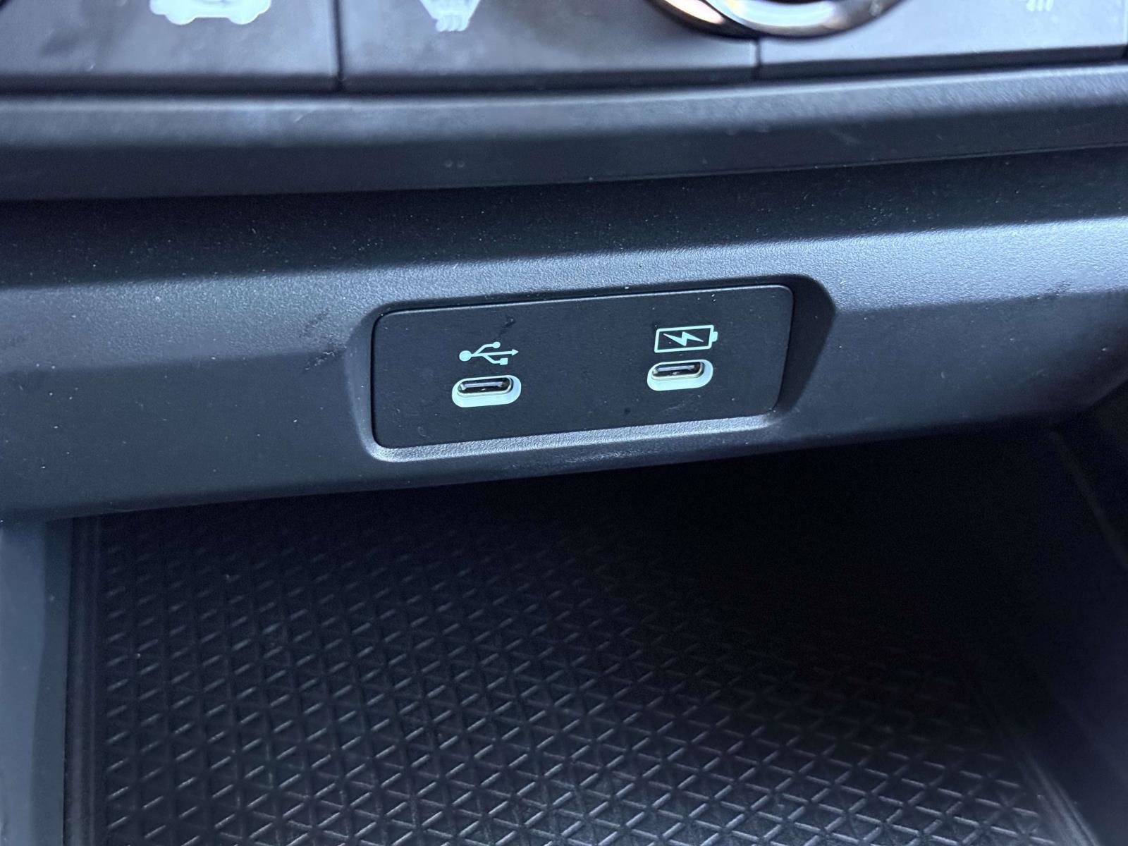 Certified 2025 Honda Accord LX image 23