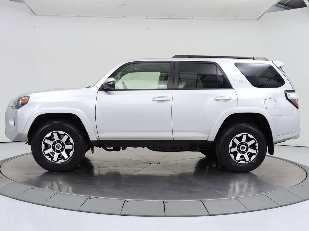 Used 2022 Toyota 4Runner TRD Off-Road Premium w/ Moonroof Package image 2