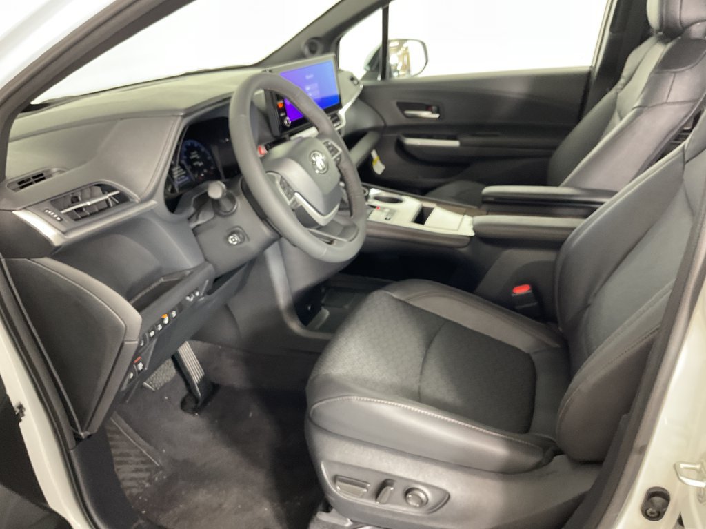 New 2026 Toyota Sienna Platinum AWD/4WD image 19