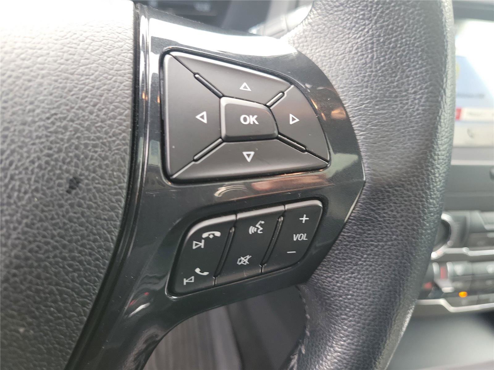 Used 2019 Ford Explorer XLT w/ Equipment Group 202A image 26