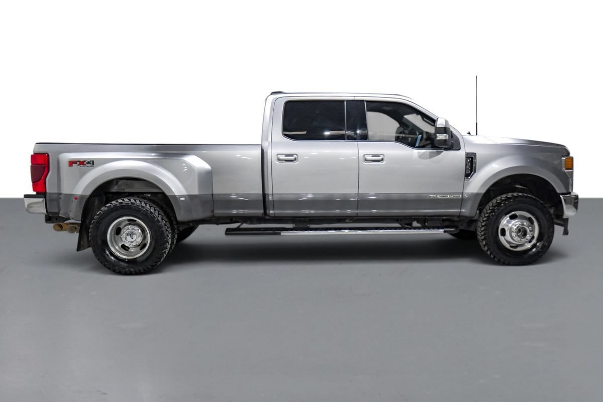 Used 2022 Ford F350 Lariat w/ Lariat Value Package AWD/4WD image 5