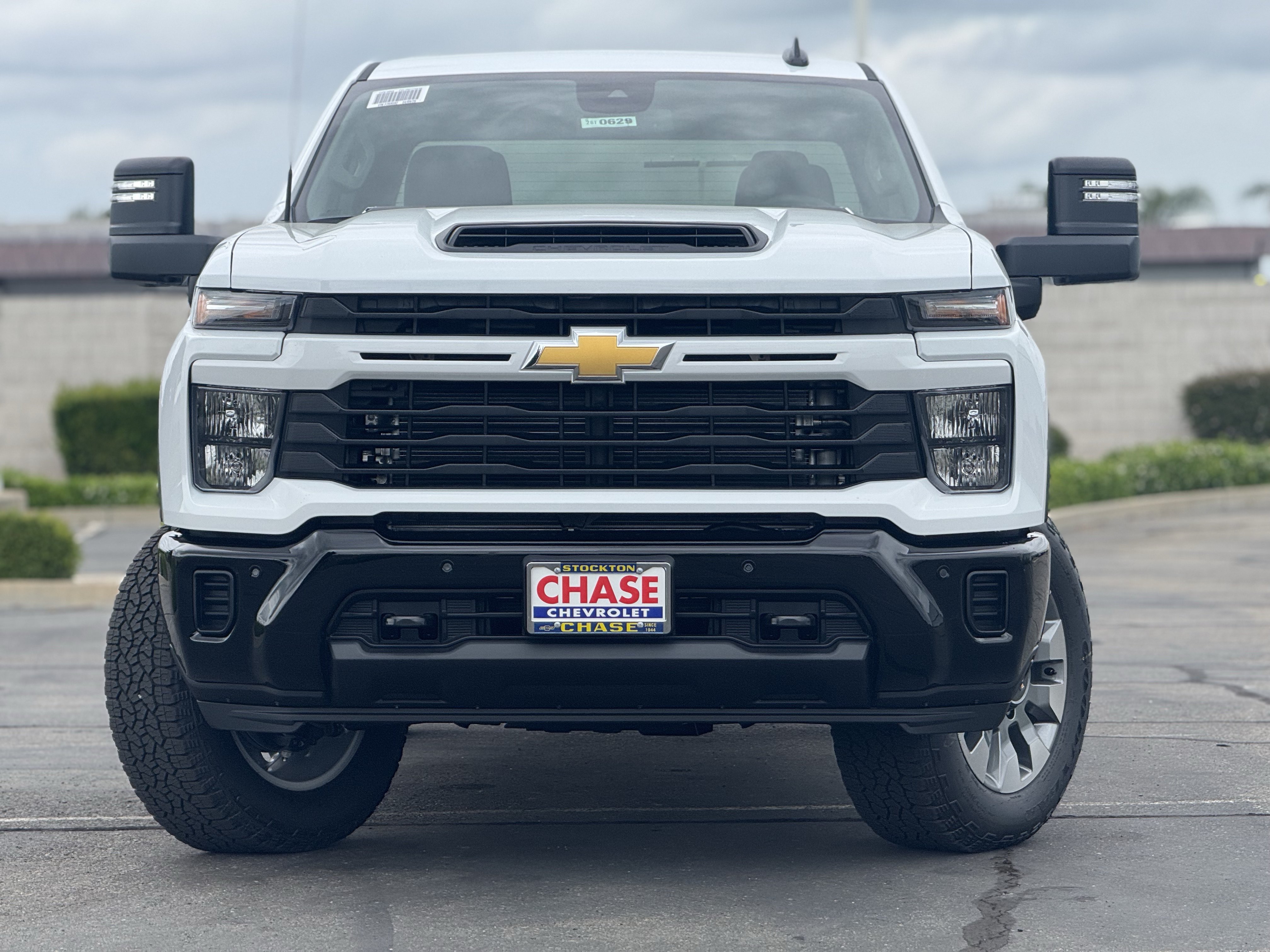 New 2026 Chevrolet Silverado 2500 Custom w/ Custom Value Package AWD/4WD image 2