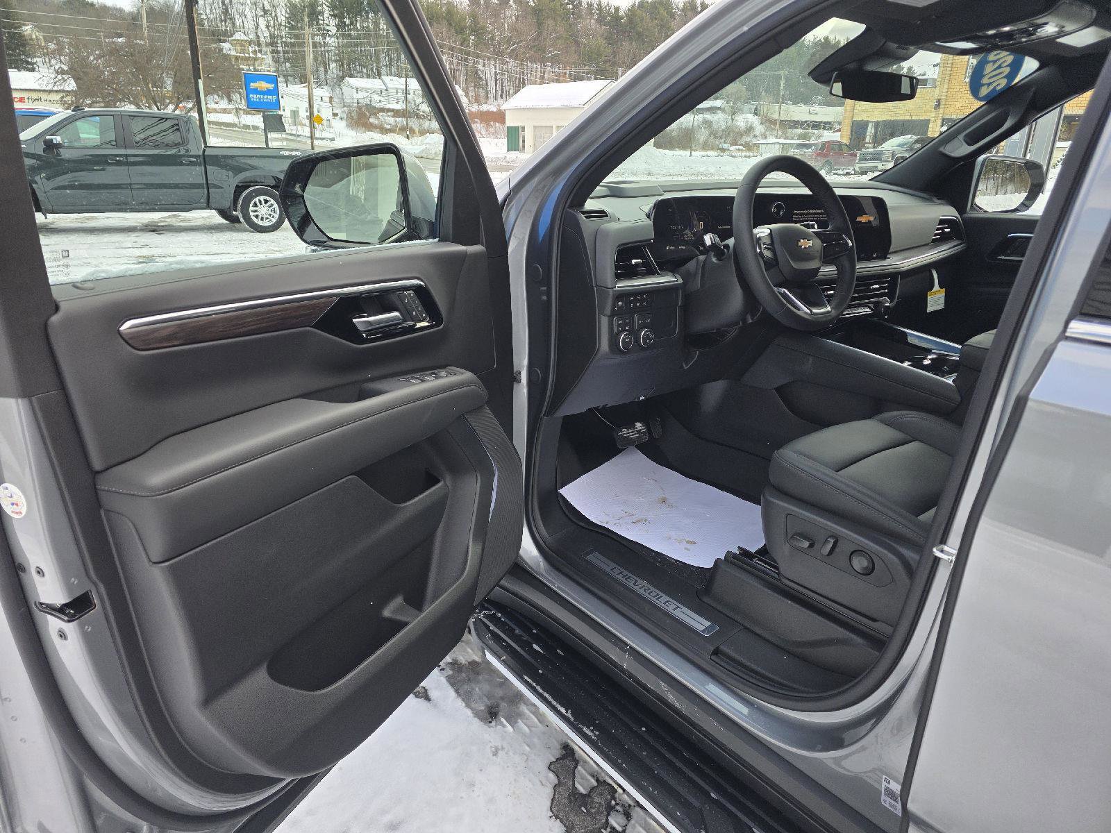 New 2026 Chevrolet Tahoe LT image 10