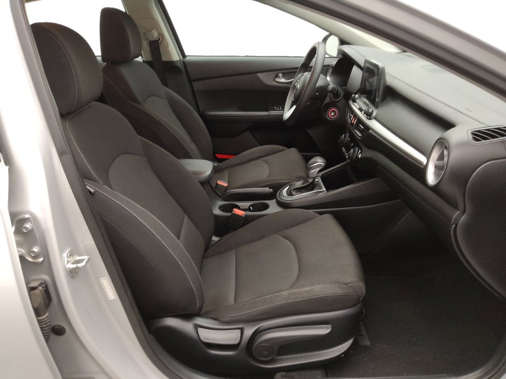 Used 2019 Kia Forte LXS image 21