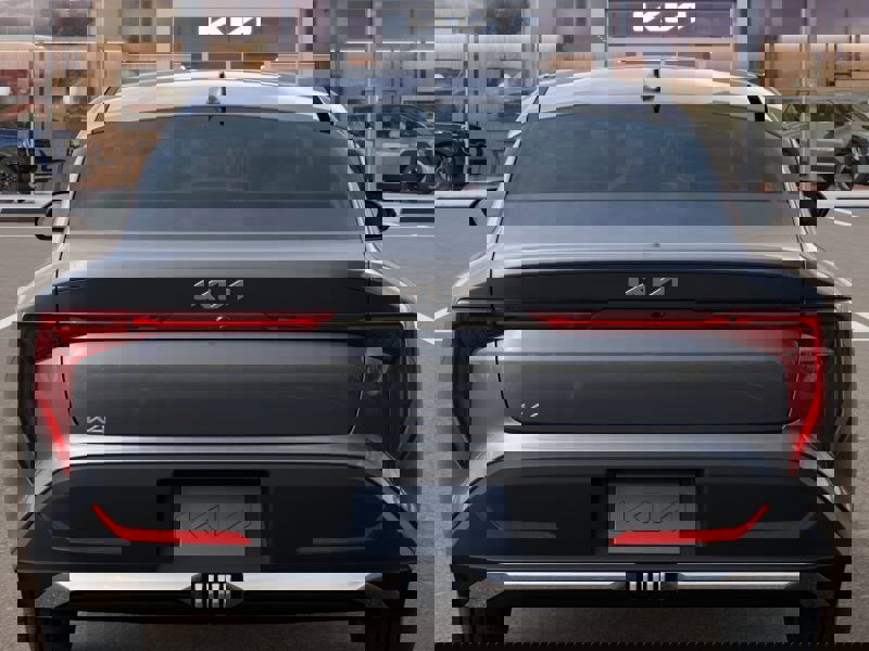 New 2025 Kia K4 LXS image 13