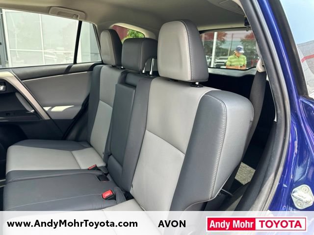 Used 2015 Toyota RAV4 Limited AWD/4WD image 30