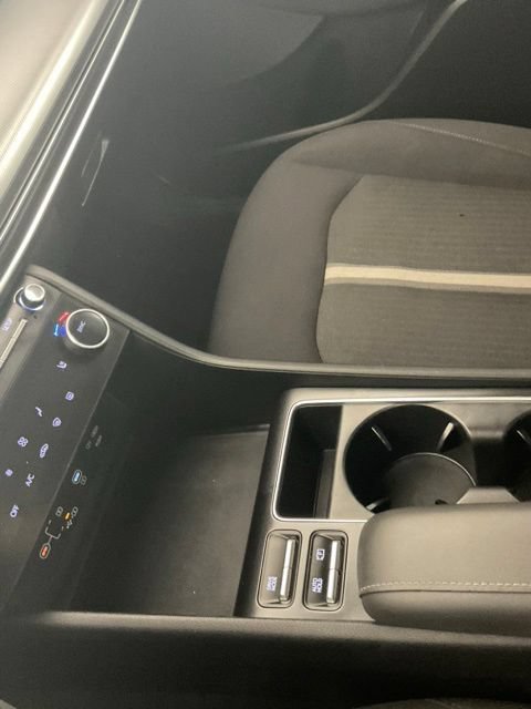 Used 2025 Hyundai Sonata SEL FWD image 23
