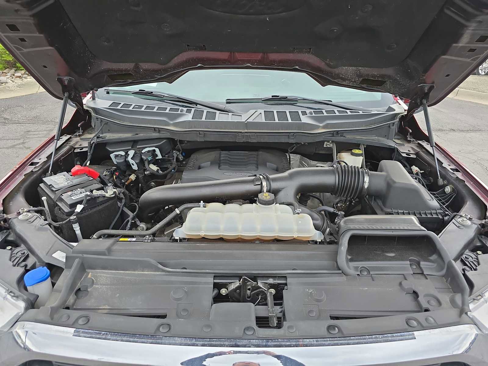 Used 2022 Ford F150 XLT w/ Trailer Tow Package image 17