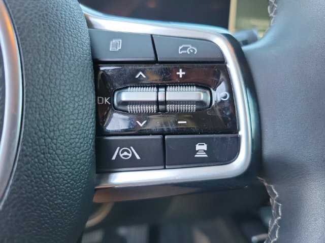 Used 2025 Kia Sorento EX AWD/4WD image 34