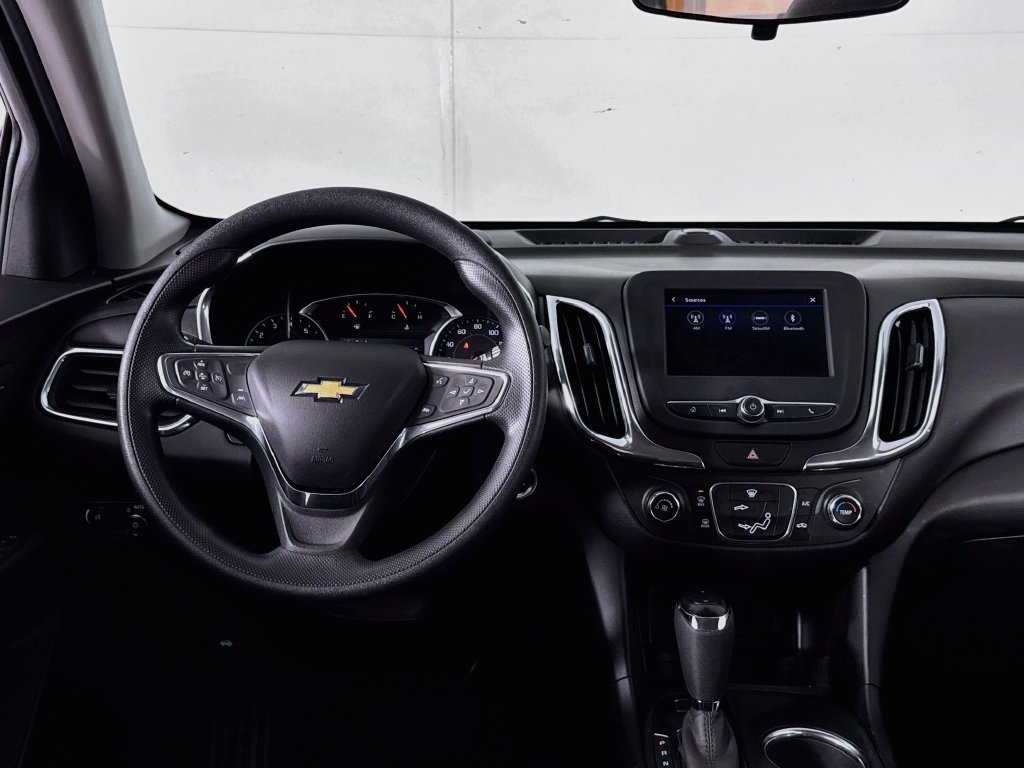 Used 2020 Chevrolet Equinox LT w/ LPO, Floor Liner Package AWD/4WD image 13