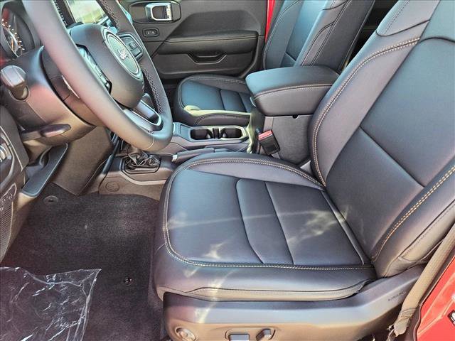 New 2025 Jeep Gladiator Sport image 4