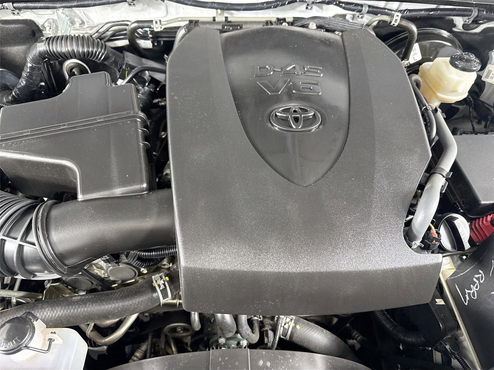 Used 2020 Toyota Tacoma SR5 AWD/4WD image 37