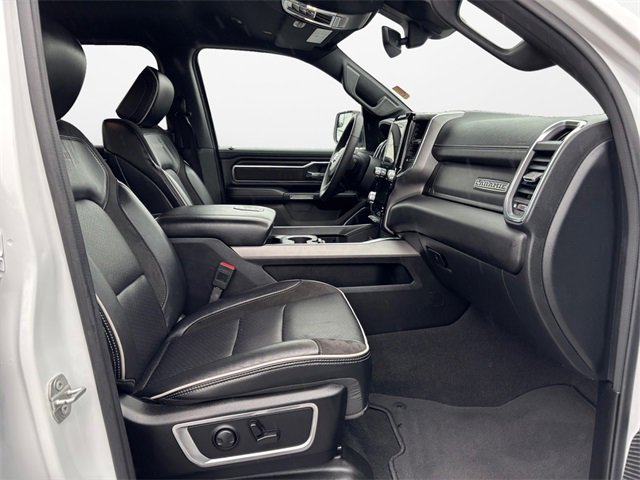 Used 2025 RAM 1500 Laramie image 15