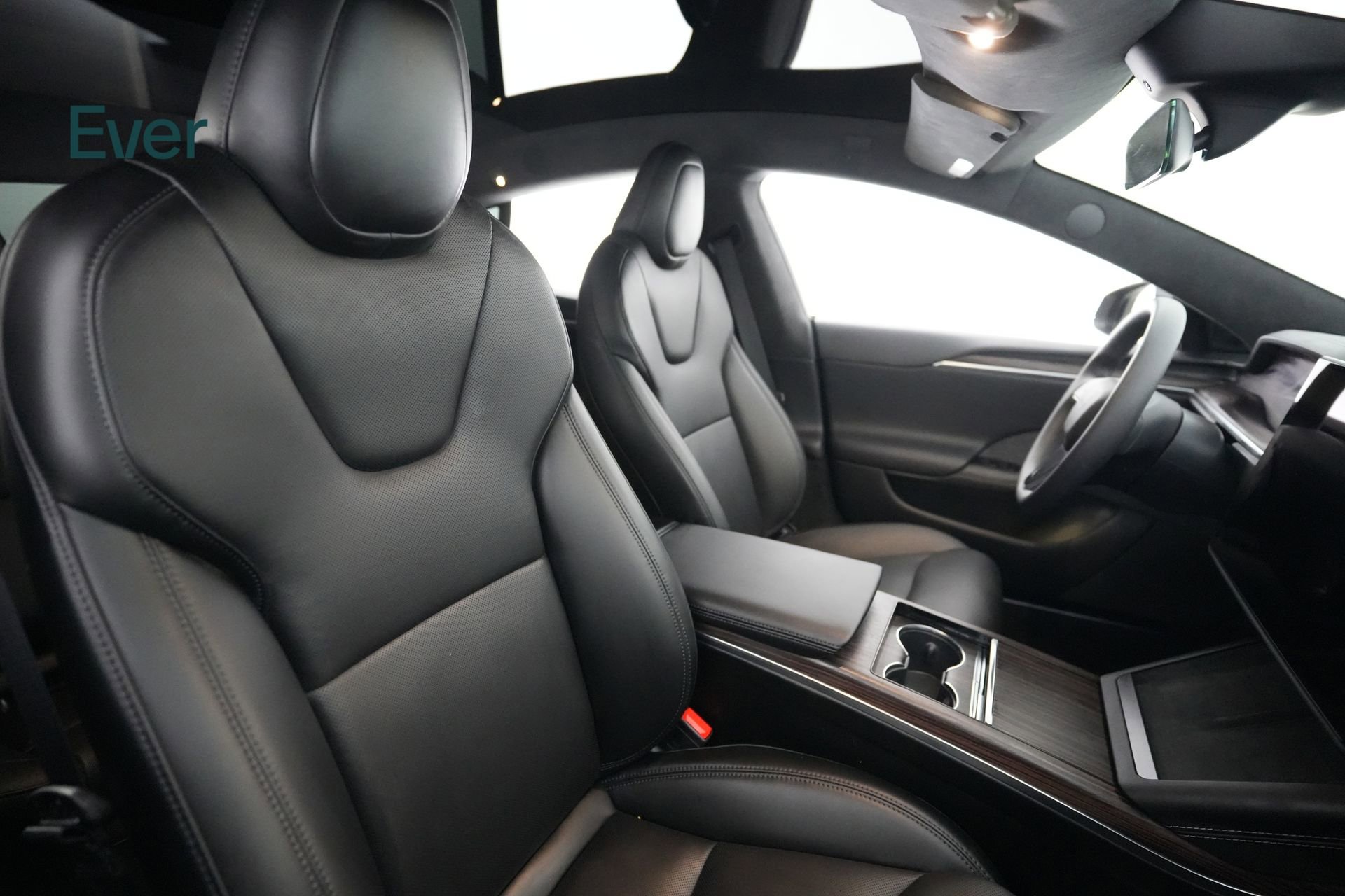 Used 2024 Tesla Model S image 23