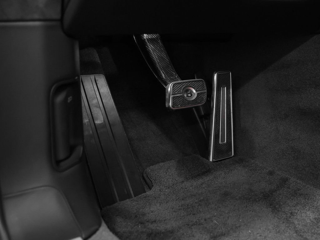 Used 2022 Bentley Continental GT image 44