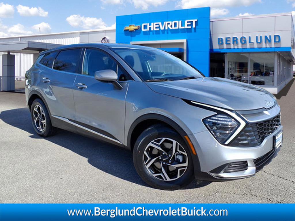 Used 2025 Kia Sportage LX