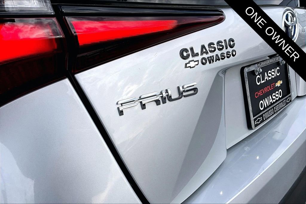 Used 2019 Toyota Prius LE image 22