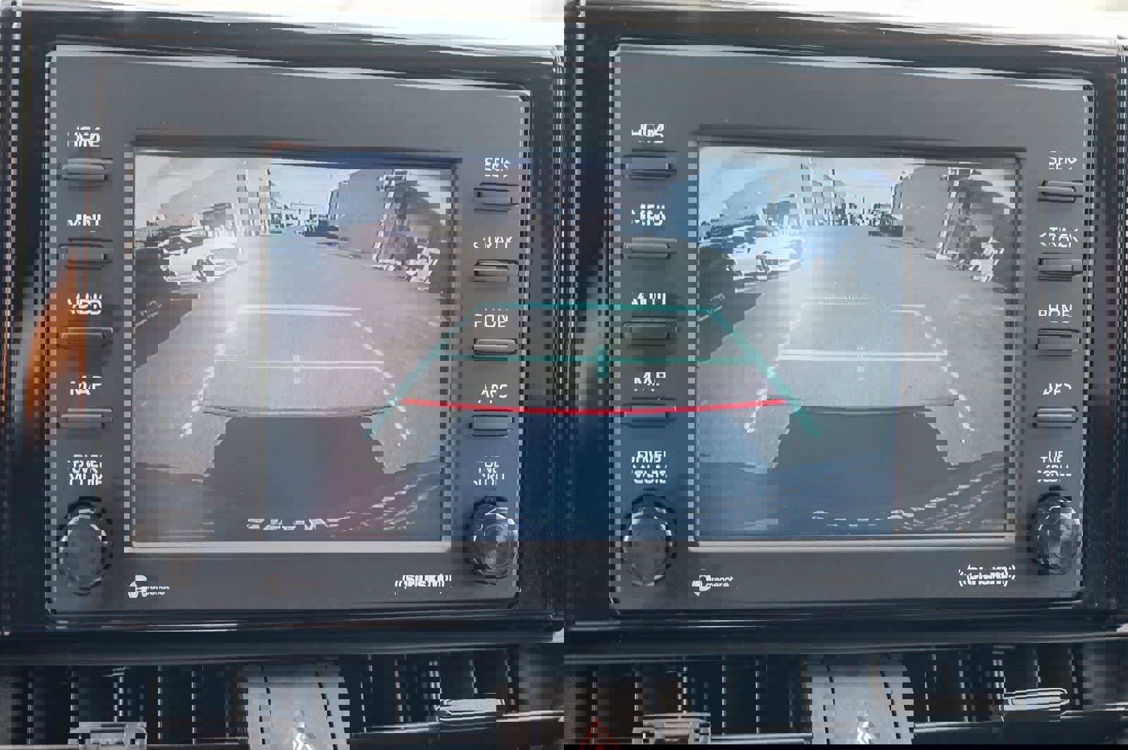 Used 2021 Toyota RAV4 XLE w/ Convenience Package image 22