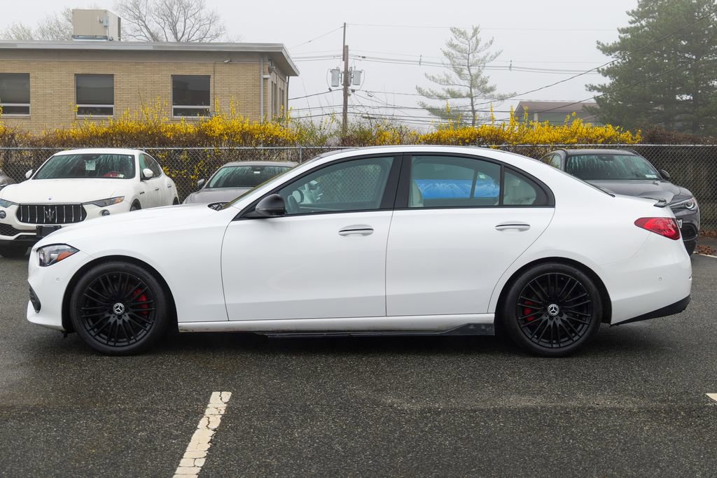 Used 2022 Mercedes-Benz C 300 4MATIC Sedan w/ Pinnacle Trim Package image 4