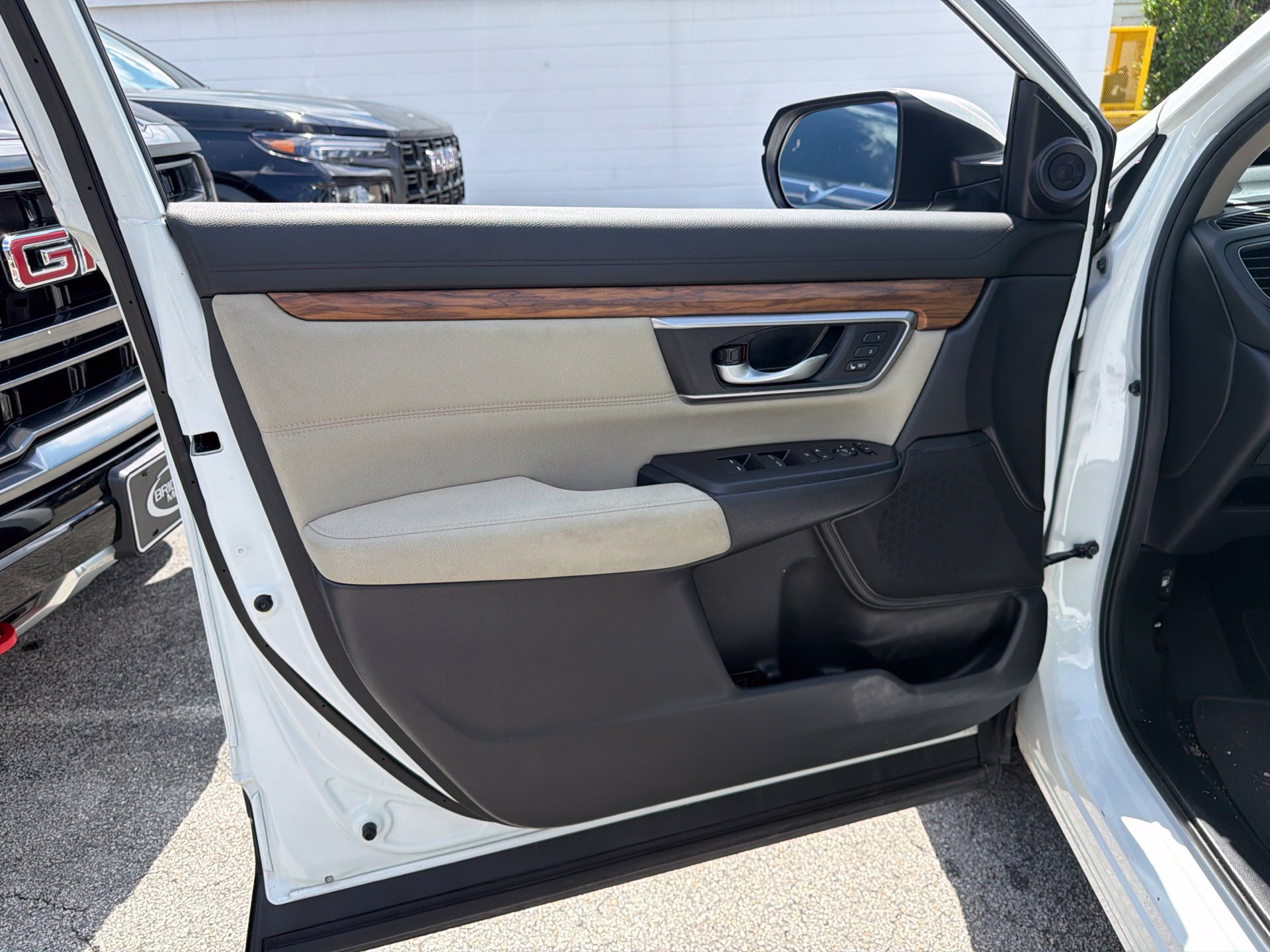 Used 2021 Honda CR-V EX image 14