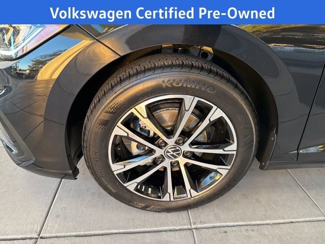 Certified 2025 Volkswagen Jetta Sport image 11