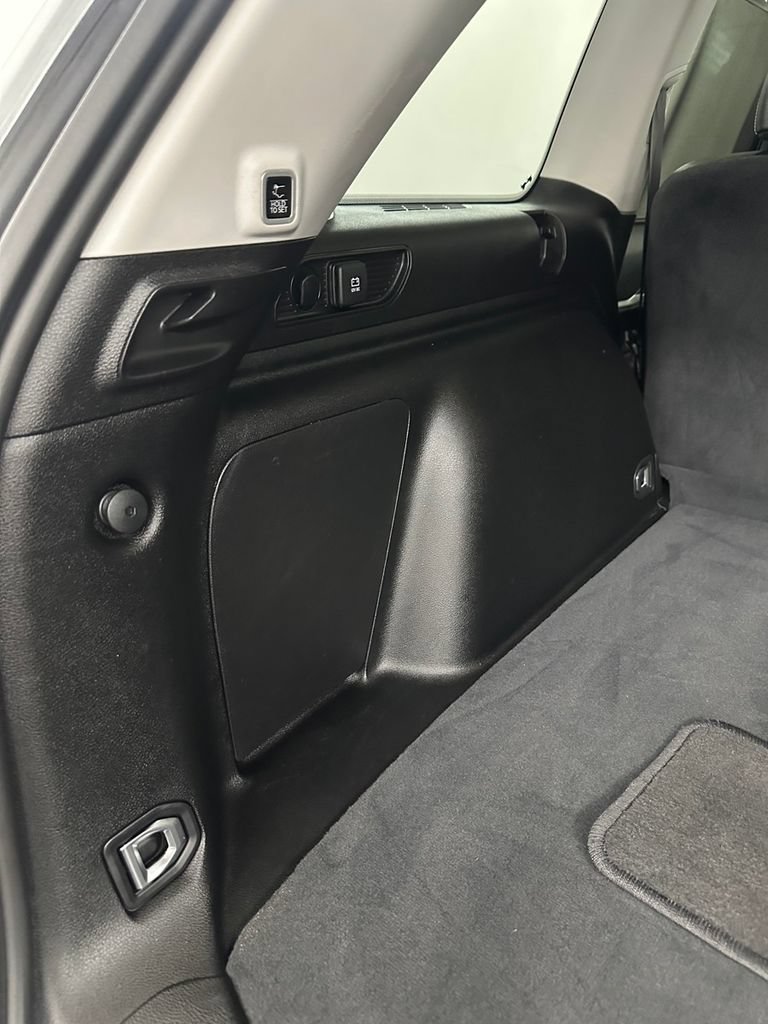 Used 2023 Jeep Grand Cherokee 4WD 4xe w/ Luxury Tech Group II image 30