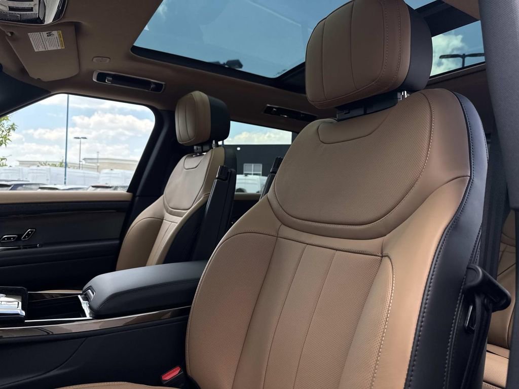 New 2026 Land Rover Range Rover Sport Dynamic SE AWD/4WD image 21
