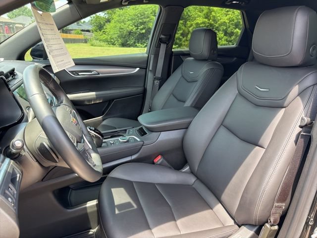 Certified 2024 Cadillac XT5 Luxury FWD image 14