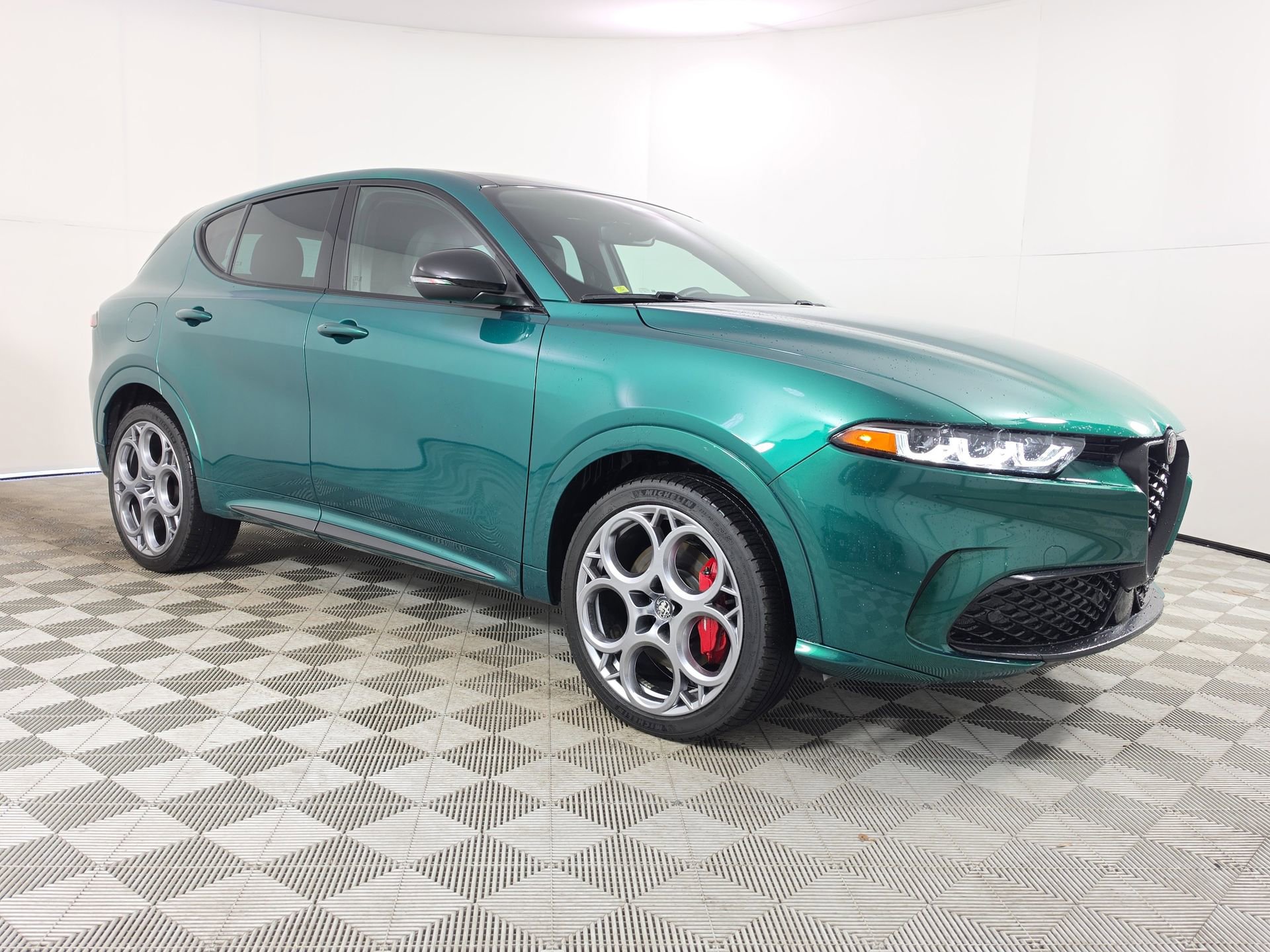 Used 2025 Alfa Romeo Tonale Tributo Italiano