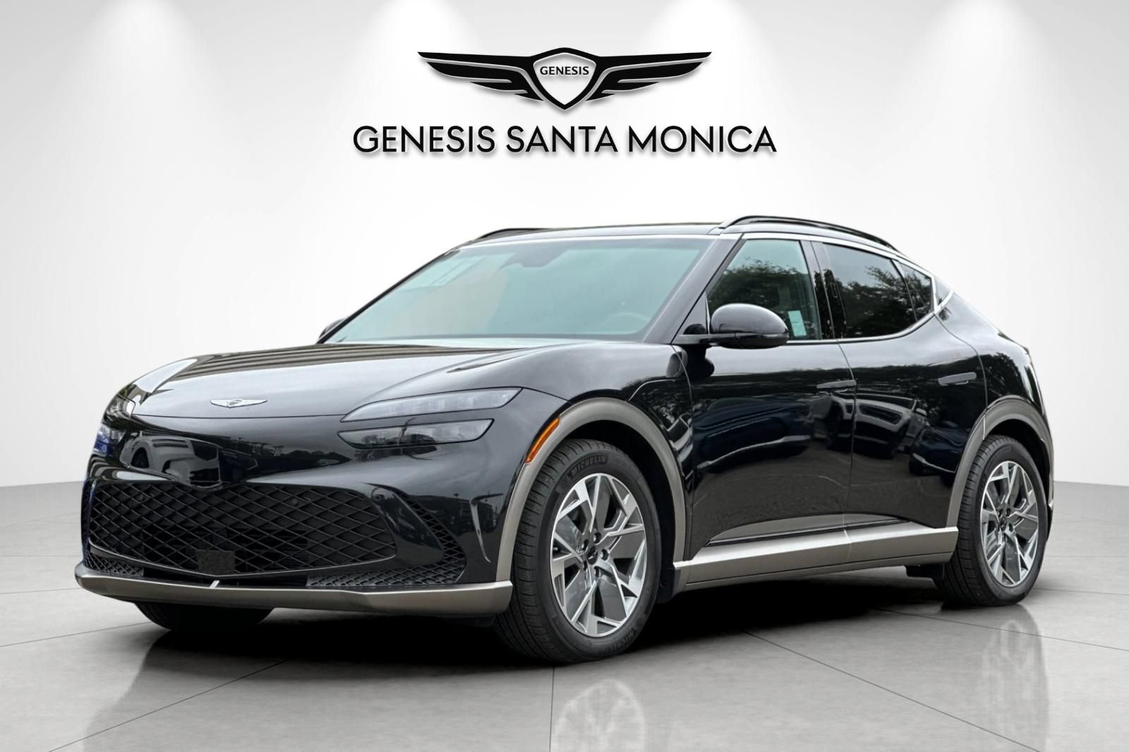 Used 2025 Genesis GV60 Advanced AWD/4WD image 9