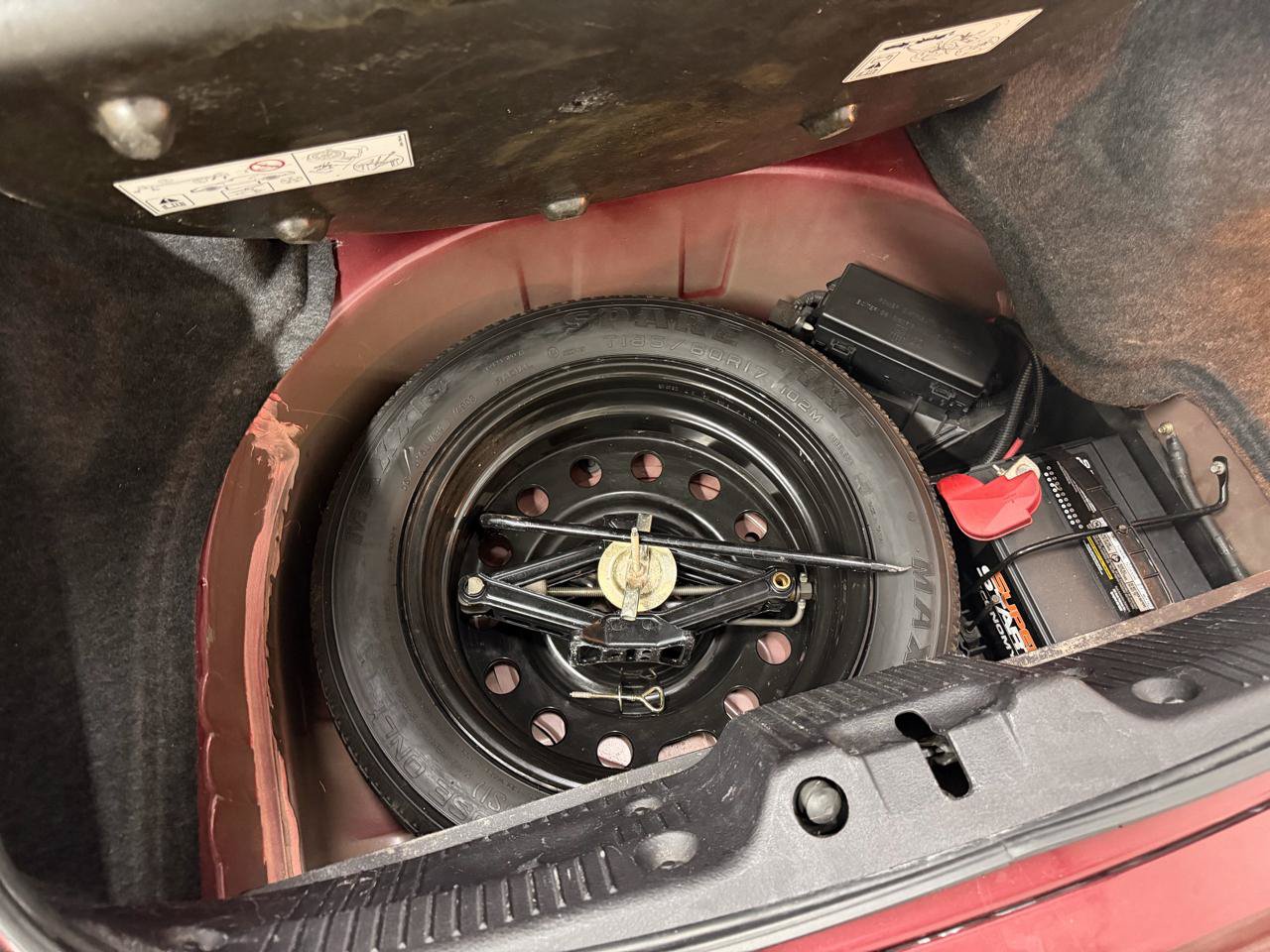 Used 2004 Ford Thunderbird RWD image 23