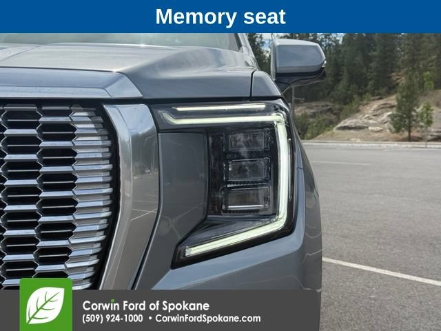 Used 2023 GMC Yukon XL Denali w/ Advanced Technology Package AWD/4WD image 8