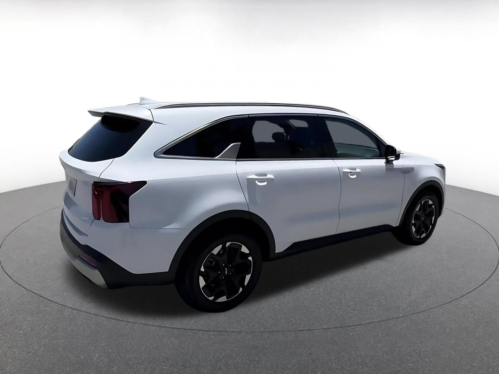 Used 2024 Kia Sorento S FWD image 14