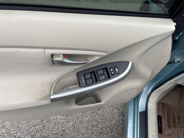 Used 2013 Toyota Prius Two FWD image 15