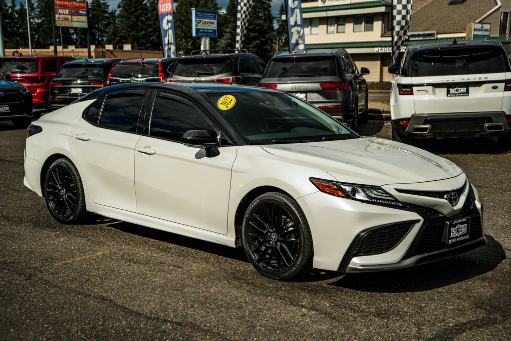 Used 2022 Toyota Camry XSE w/ Navigation Package AWD/4WD image 6
