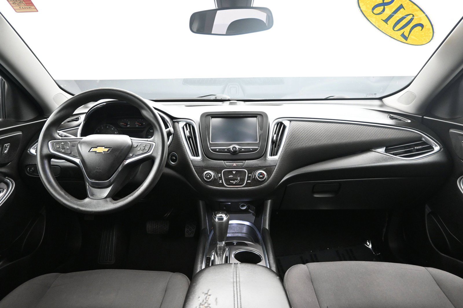 Used 2018 Chevrolet Malibu LT FWD image 19