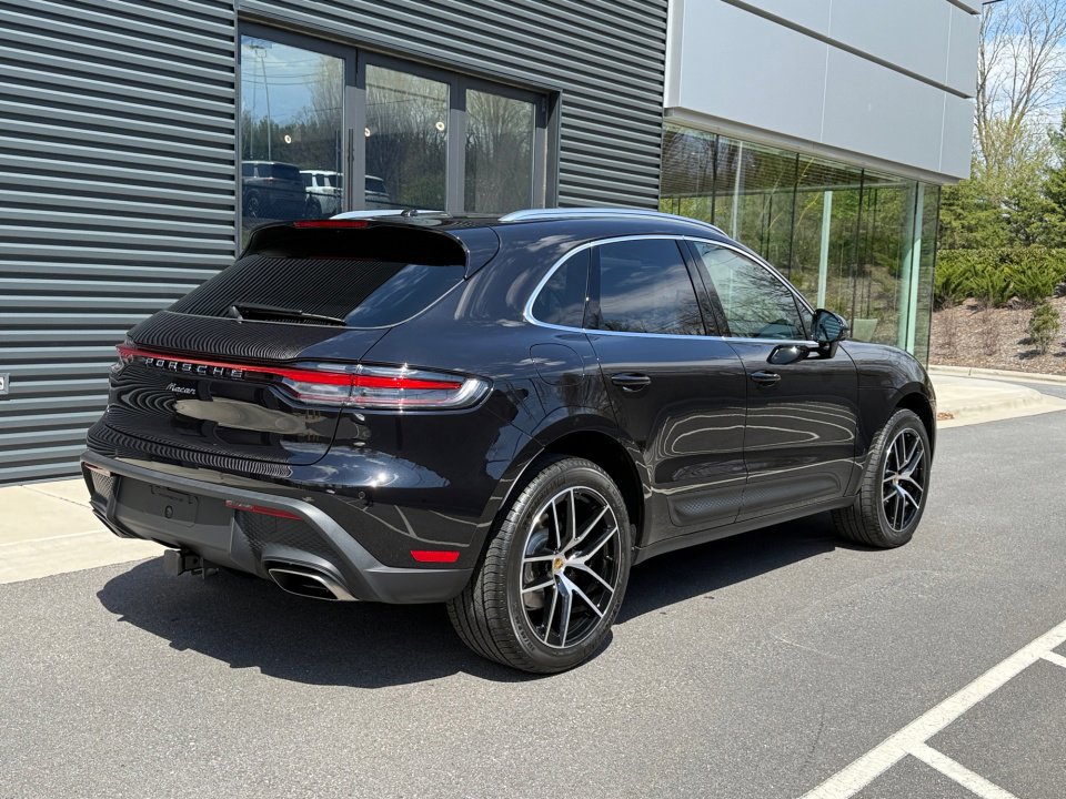 New 2026 Porsche Macan Turbo AWD/4WD image 7