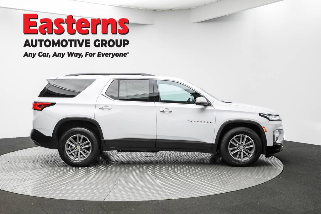 Used 2022 Chevrolet Traverse LT image 4