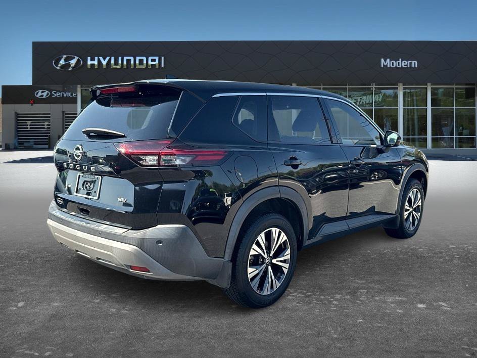 Used 2021 Nissan Rogue SV FWD image 4