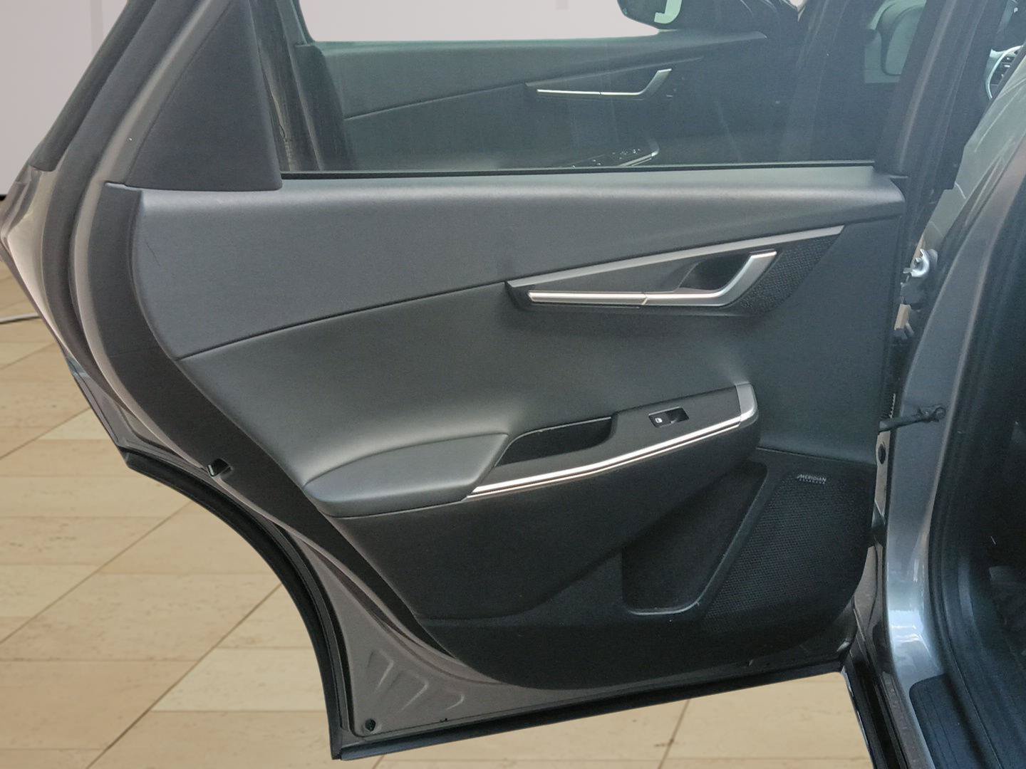 Used 2022 Kia EV6 Wind w/ Wind Technology Package AWD/4WD image 8