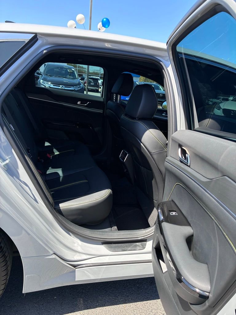 Used 2025 Kia K5 GT w/ GT1 Package FWD image 19