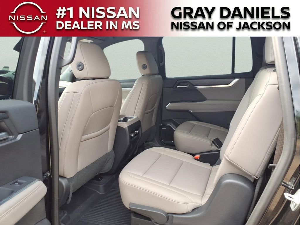 Used 2025 GMC Acadia Elevation w/ Elevation Premium Package FWD image 27