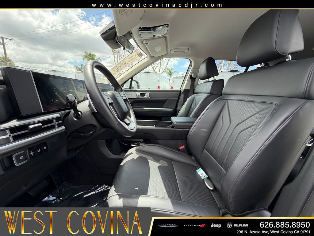 Used 2025 Hyundai Santa Fe SEL AWD/4WD image 9