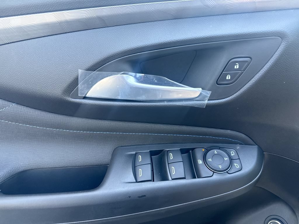 New 2026 Buick Envista Sport Touring w/ Convenience I Package FWD image 23