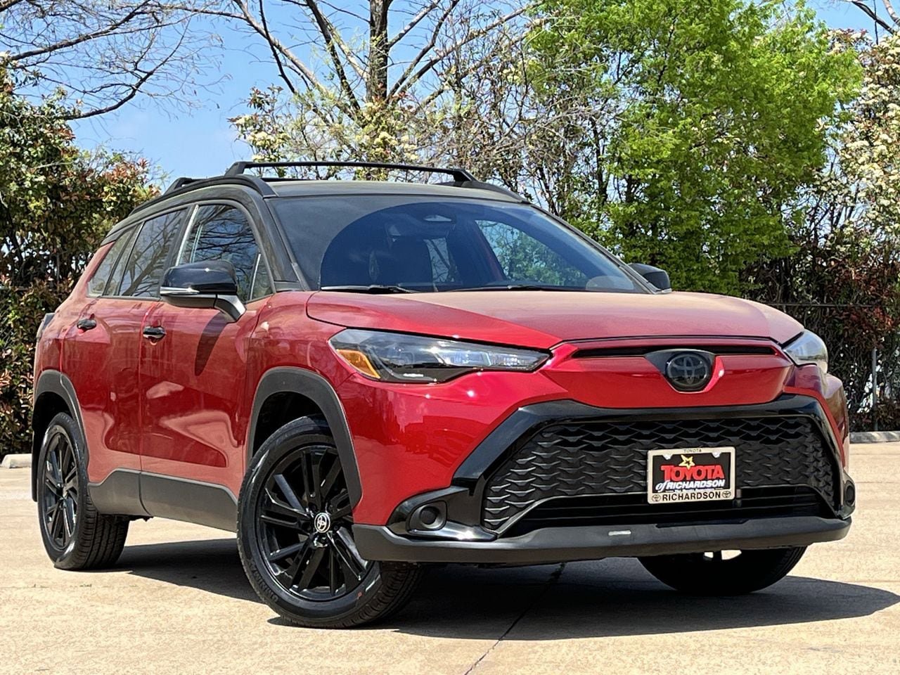 Used 2025 Toyota Corolla Cross AWD Hybrid image 2