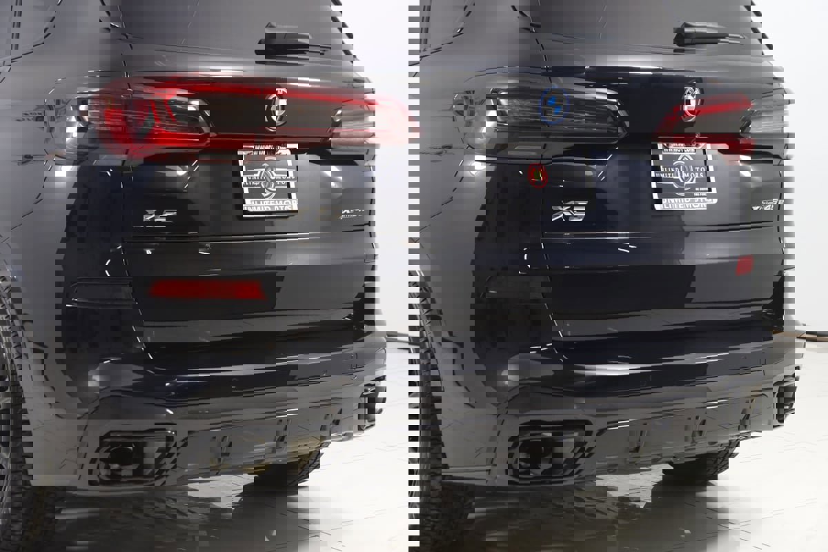 Used 2023 BMW X5 xDrive45e w/ M Sport Package image 25