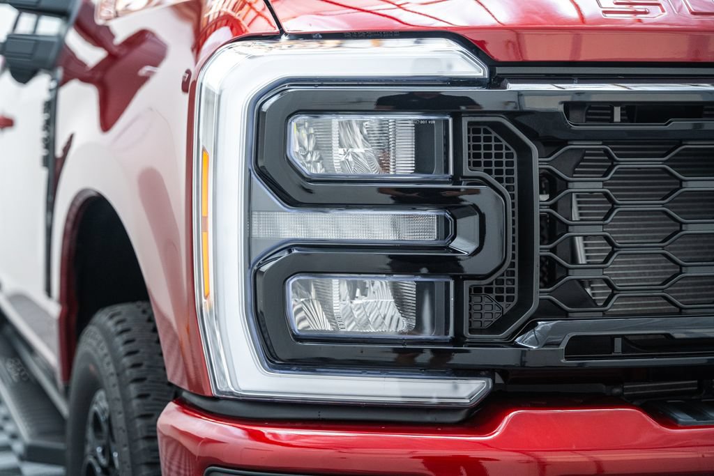 New 2026 Ford F250 Lariat w/ Black Appearance Package AWD/4WD image 12